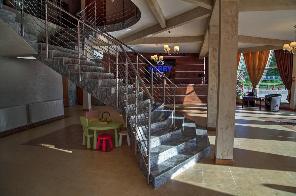 Hotel Serby Hlohov Exteriér fotografie